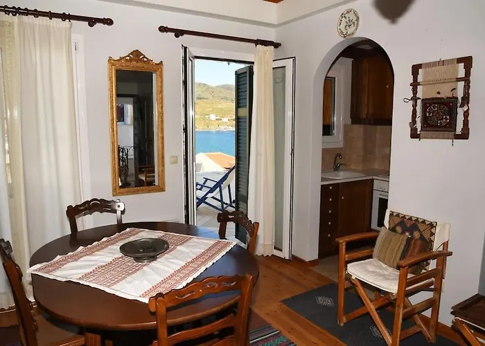 Panos House Holiday home Andros Town