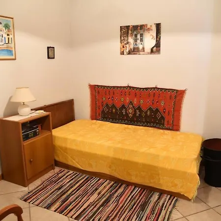 Panos House Ándros
